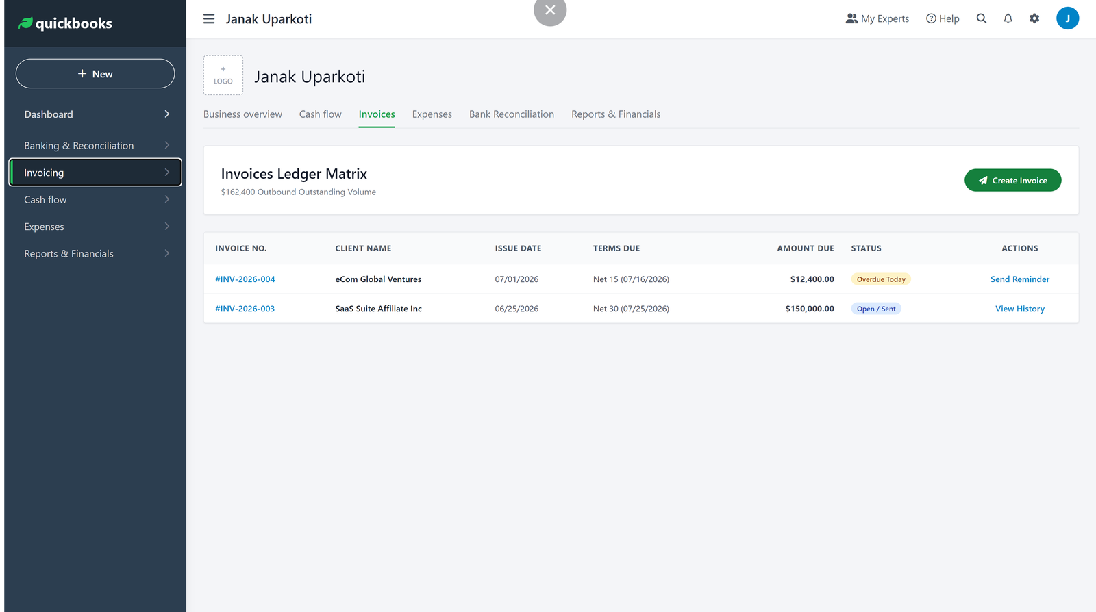 QuickBooks Online invoice creation screen showing item details, discounts, and payment terms